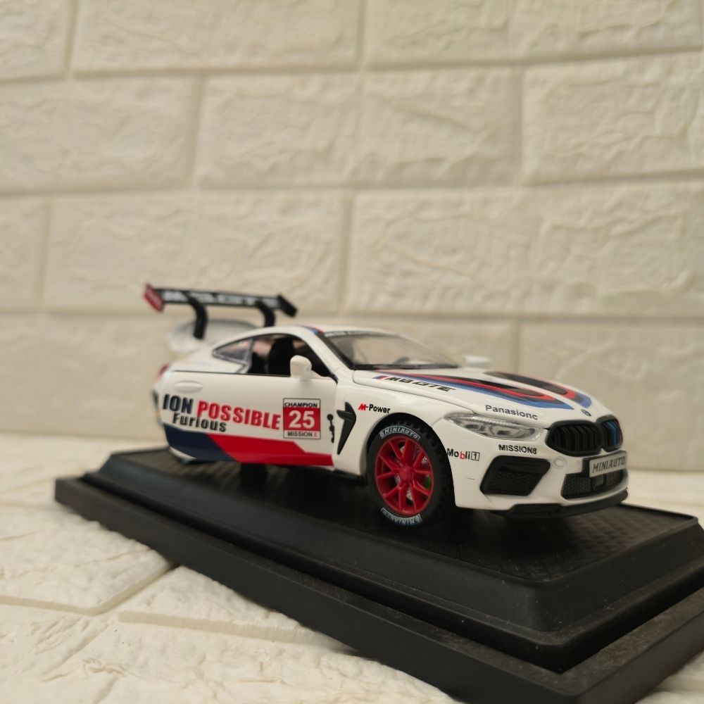 BMW M8 GTE Die-Cast Model Car – Premium Racing Edition Collectible
