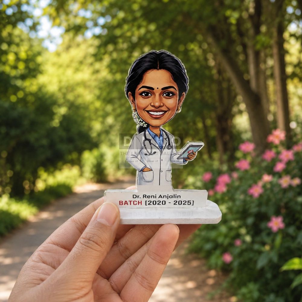 Personalized Doctor Caricature Standee – Custom Graduation & Medical Professional Desk Nameplate Gift