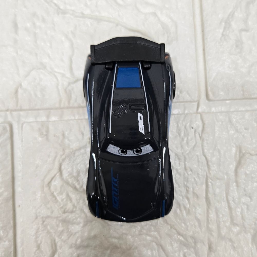 Black Racing Sports Car Toy – High-Speed Performance Model Vehicle
