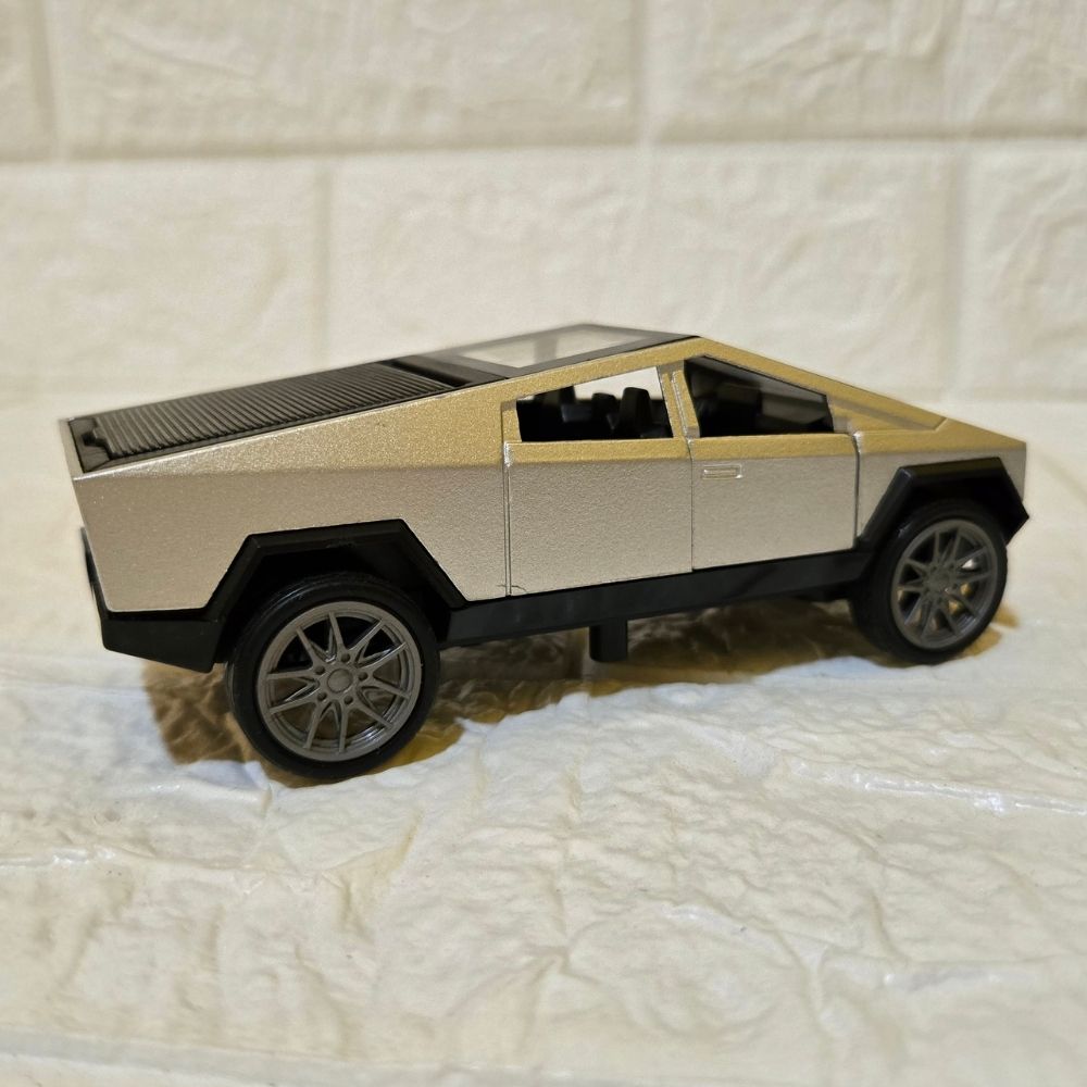 Futuristic Electric Pickup Die-Cast Model – Metallic Silver Collector’s Edition