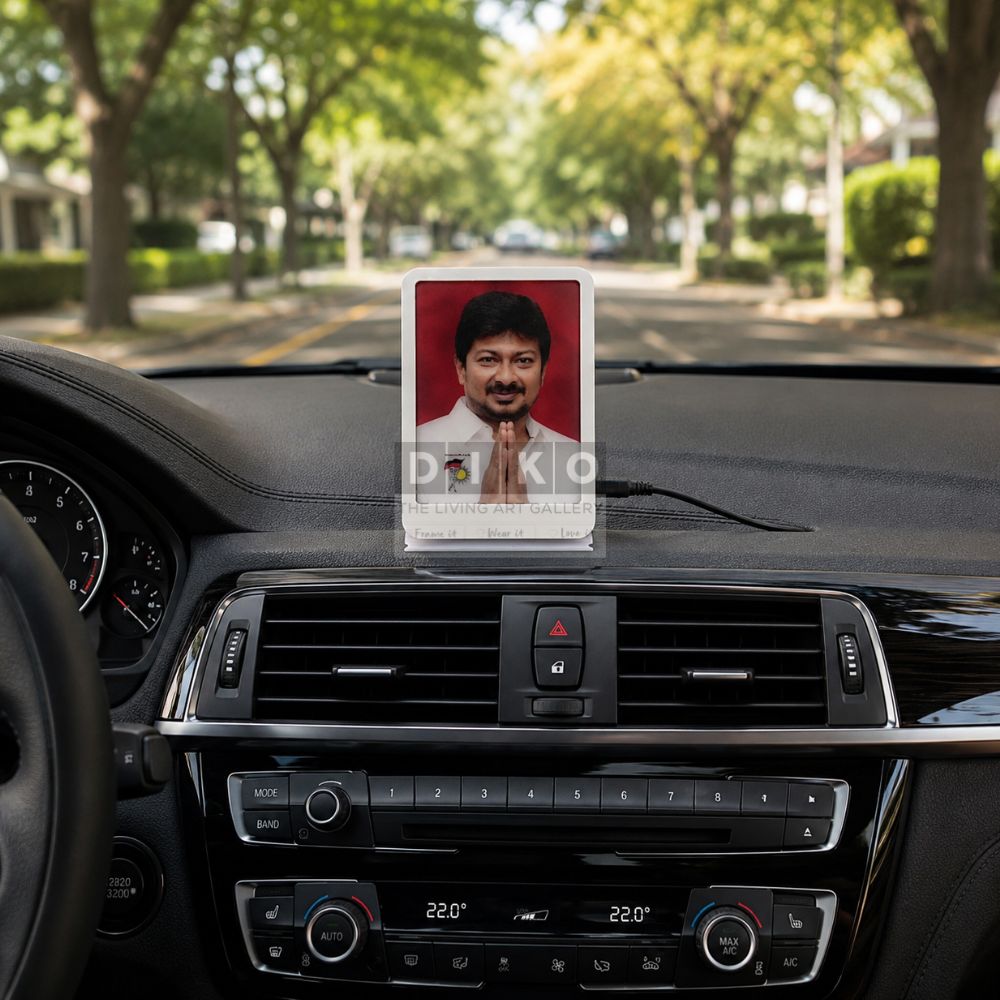 Personalized LED Car Dashboard Photo Frame – Custom USB Powered Acrylic Display Lamp