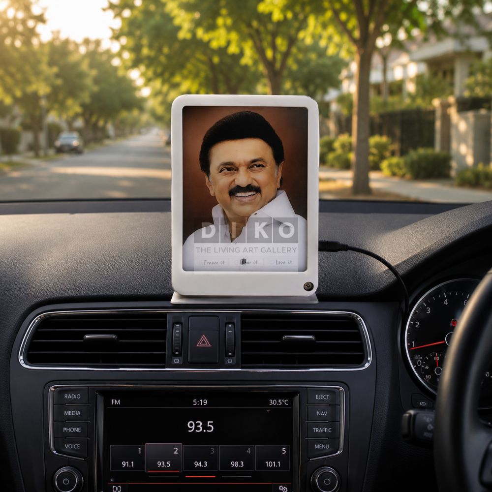 Personalized LED Car Dashboard Photo Frame – Custom USB Powered Acrylic Display Lamp