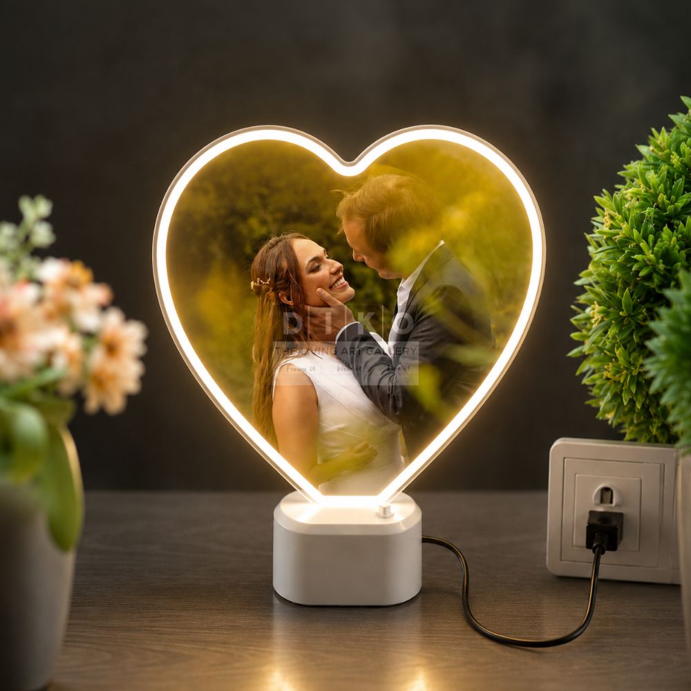 Heart Shape Magic Mirror LED Photo Frame