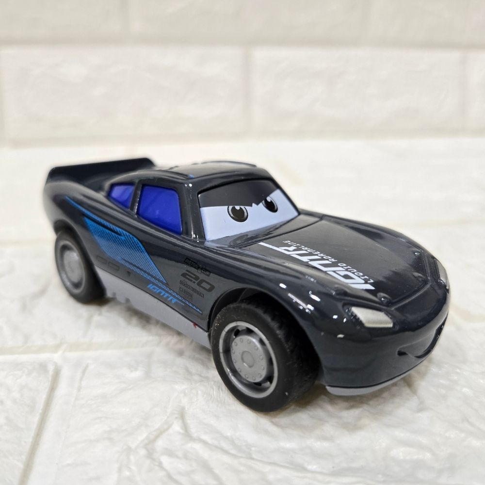 Lightning McQueen Dark Racer Car – Disney Cars Collectible Model
